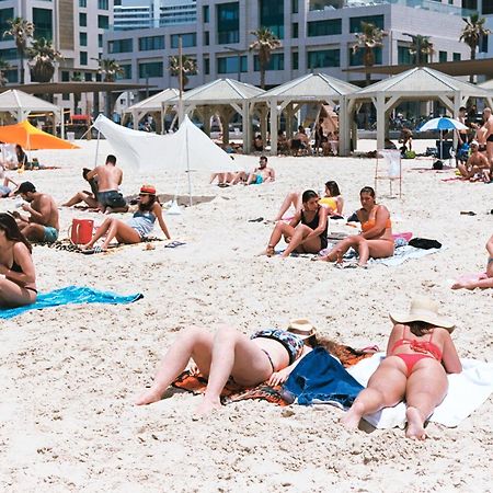Wom Beach Pod Hotel - A Member Of Brown Hotels Tel-Aviv Extérieur photo