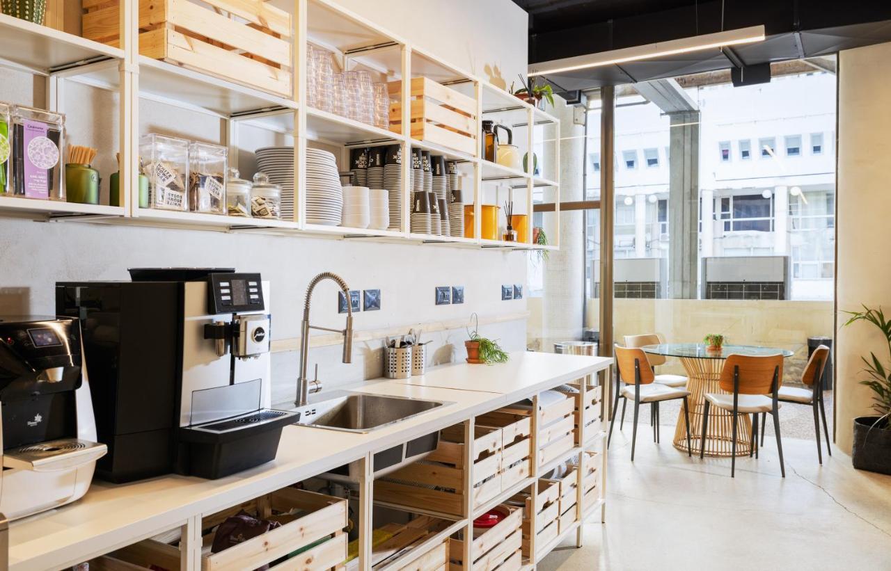 Wom Beach Pod Hotel - A Member Of Brown Hotels Tel-Aviv Extérieur photo